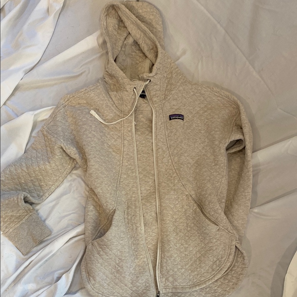Patagonia Beige Quilted Women's Jacket